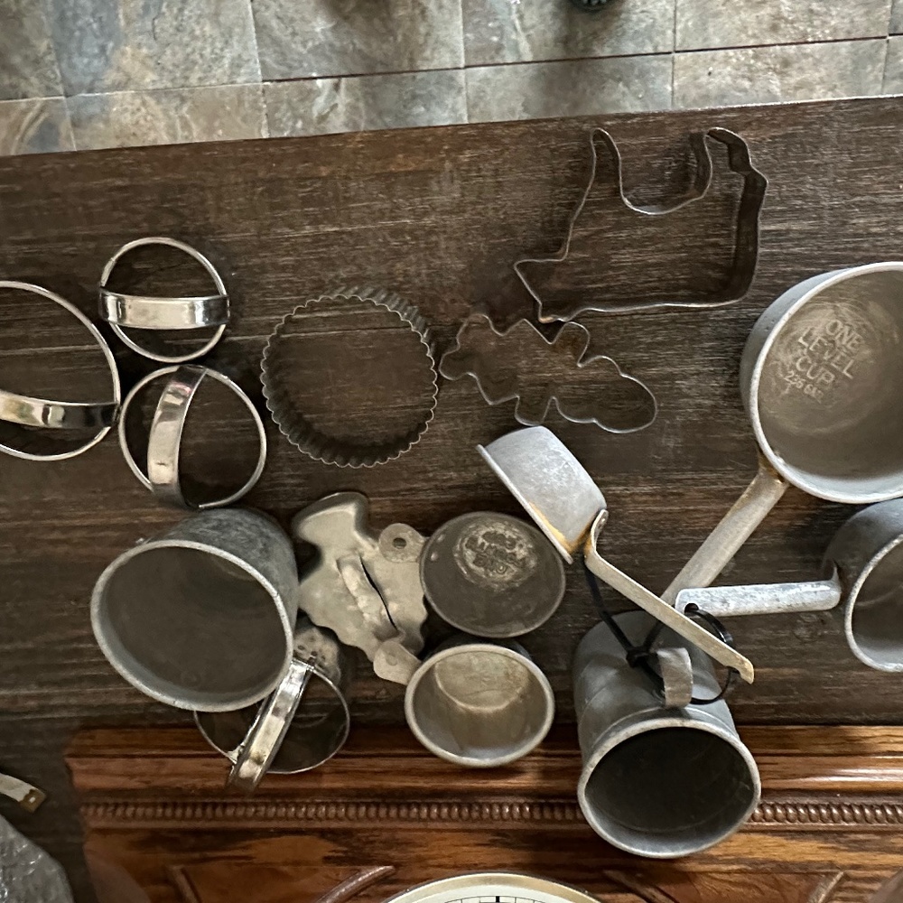Vtg  Kitchen Lot Baking Cups and Cutters Metal 50s